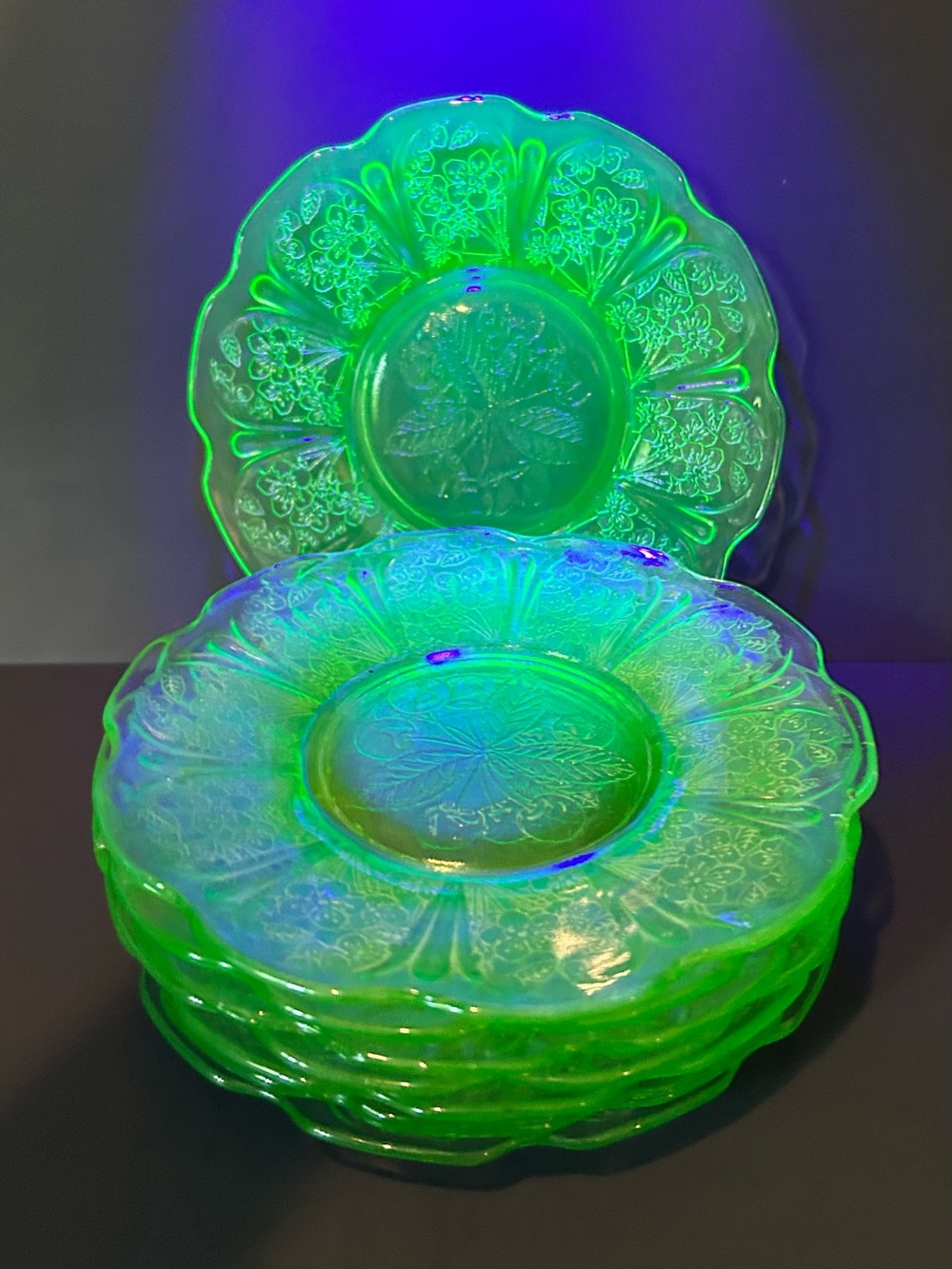 Jeannette Glass Cherry Blossom Uranium 6” Plates Set of 8 Vintage UV Glow